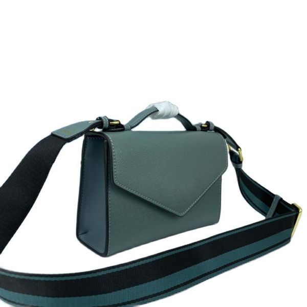 designers bag genuine leather design women layer cowhide crossbody bag with handle womens cross body bags woman handbag fabric embroidered s
designers bag genuine leather design women layer cowhide crossbody bag with handle womens cross body bags woman handbag fabric embroidered s