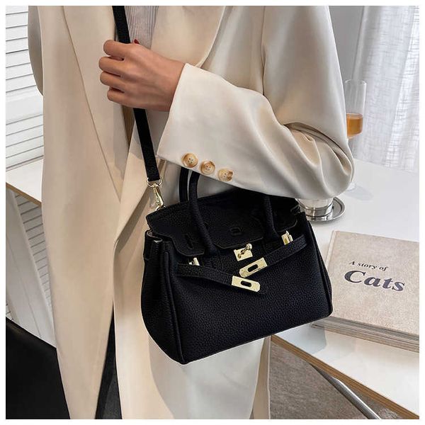original designer evening luxury h home bags fashion handbags berkins new style buckle women 2023 hand ocean shoulder simple messenger
original designer evening luxury h home bags fashion handbags berkins new style buckle women 2023 hand ocean shoulder simple messenger