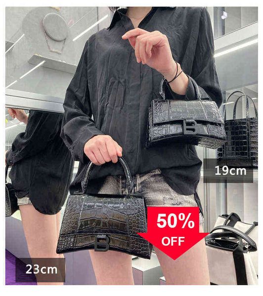 designer balencigass bags 2022 b hourglass crocodile leather women's handbag one shoulder messenger mini bag eooo
designer balencigass bags 2022 b hourglass crocodile leather women's handbag one shoulder messenger mini bag eooo