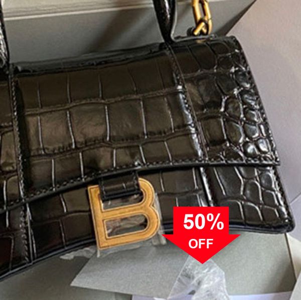 luxury designer handbags balencige leather hourglass bag women's crocodile pattern handbag 2022 summer premium niche single shoulder me
luxury designer handbags balencige leather hourglass bag women's crocodile pattern handbag 2022 summer premium niche single shoulder me