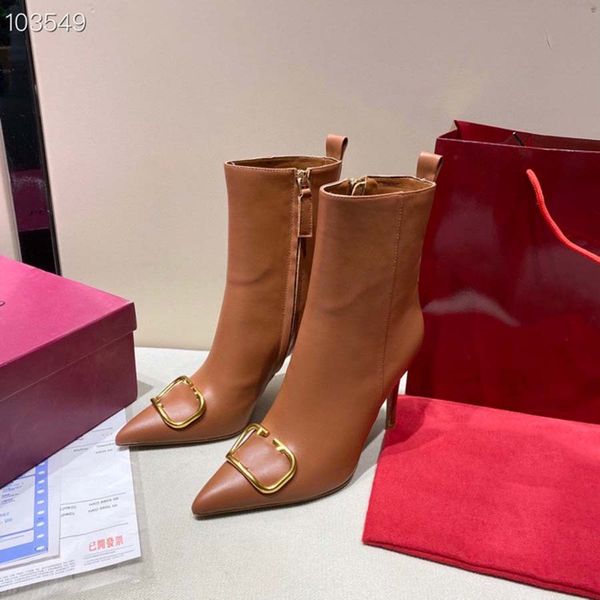 designer boots luxury brand genuine leather martin boots ankle booties woman short boot sneakers trainers slipper sandals by hoe99 076, Black
designer boots luxury brand genuine leather martin boots ankle booties woman short boot sneakers trainers slipper sandals by hoe99 076, Black
