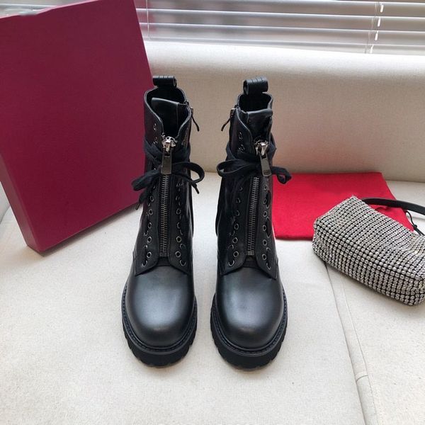 designer boots luxury brand genuine leather martin boots ankle booties woman short boot sneakers trainers slipper sandals by hoe99 098, Black
designer boots luxury brand genuine leather martin boots ankle booties woman short boot sneakers trainers slipper sandals by hoe99 098, Black