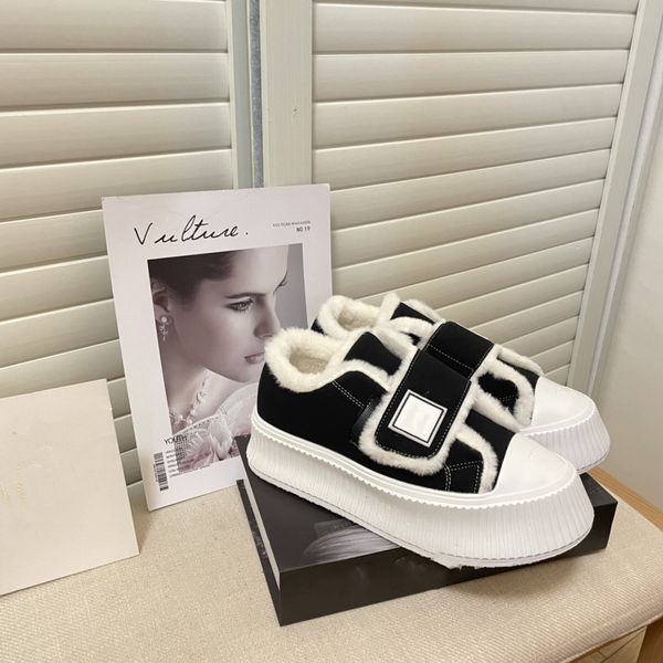 designer men women running shoes branded c lettter platform sneakers womens vintage classic casual shoes christmas gifts trainers outdoor sp
designer men women running shoes branded c lettter platform sneakers womens vintage classic casual shoes christmas gifts trainers outdoor sp