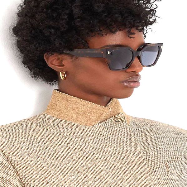 sunglasses for women and men summer foa214v style uv400 proofed retro full frame glasses with frame, White;black
sunglasses for women and men summer foa214v style uv400 proofed retro full frame glasses with frame, White;black