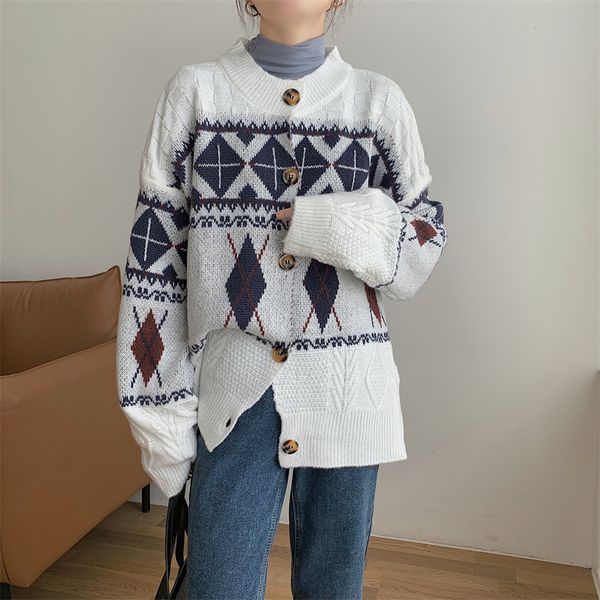 3179 winter women sweater jacekt fashion sense design round neck buttons diamond patterns christmas style autumn loose knit cardigan, White;black
3179 winter women sweater jacekt fashion sense design round neck buttons diamond patterns christmas style autumn loose knit cardigan, White;black