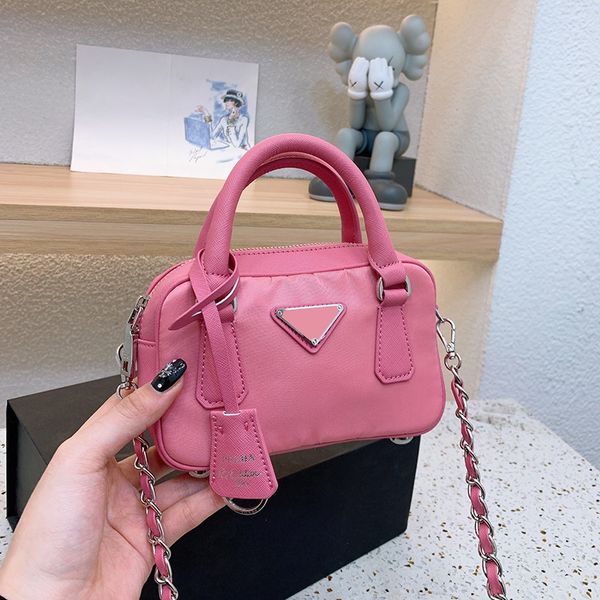 new shoulder bag designer crossbody bags luxury famous messenger handbag wholesale women purse shopping hand bag
new shoulder bag designer crossbody bags luxury famous messenger handbag wholesale women purse shopping hand bag