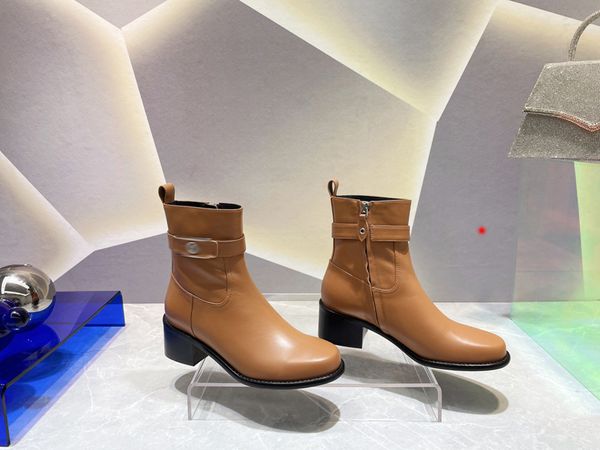 designer laureate women boots brand flamingos love arrow medal martin boot winter genuine leather coarse high heel shoes luxury desert chunk, Black
designer laureate women boots brand flamingos love arrow medal martin boot winter genuine leather coarse high heel shoes luxury desert chunk, Black
