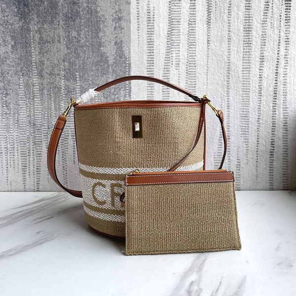 triomphe bucket bag designer bags tote handbags fashion triumph arch woven shoulder large capacity carry genuine leather shopping toiletry b
triomphe bucket bag designer bags tote handbags fashion triumph arch woven shoulder large capacity carry genuine leather shopping toiletry b