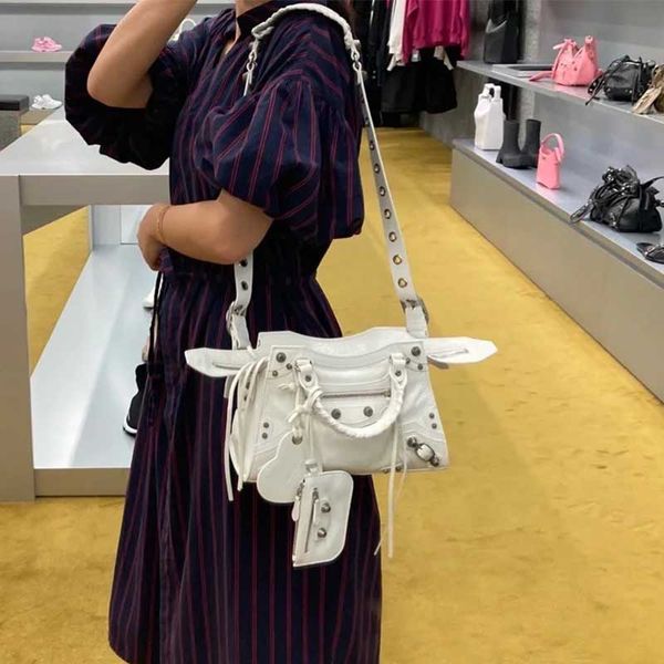 b bag women motorcycle bag shoulder bags luxury designers genuine leather crossbody clutch wallet purse cool classic city handbags rivet emb
b bag women motorcycle bag shoulder bags luxury designers genuine leather crossbody clutch wallet purse cool classic city handbags rivet emb
