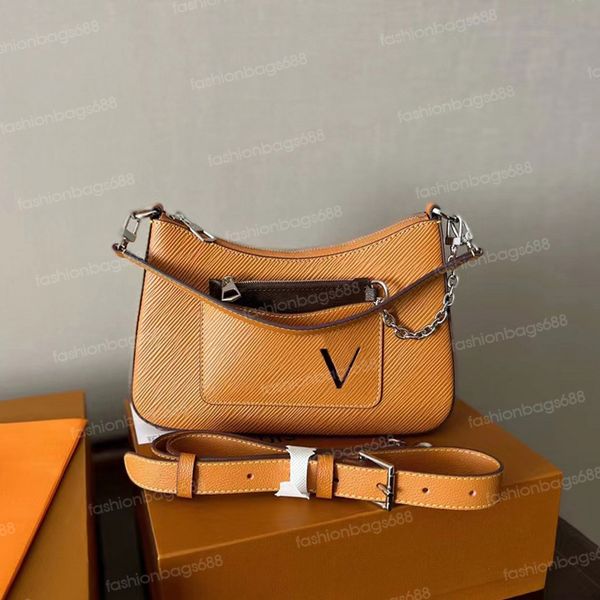luxury designer shoulder bag popular subaxillary bags with card slot leather small square designers bag metal long chain v shaped buckle sim
luxury designer shoulder bag popular subaxillary bags with card slot leather small square designers bag metal long chain v shaped buckle sim