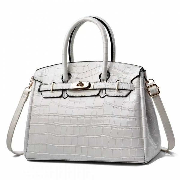 original designer evening luxury h home bags fashion handbags berkins large female 2023 new fashion and atmosphere middle-aged women messeng
original designer evening luxury h home bags fashion handbags berkins large female 2023 new fashion and atmosphere middle-aged women messeng