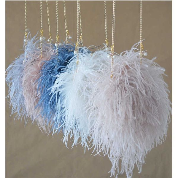 women bag real ostrich feather fur handbag purse wallet party cross body shoulder chain fluffy 221101
women bag real ostrich feather fur handbag purse wallet party cross body shoulder chain fluffy 221101