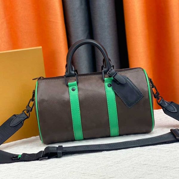 new designer mens shoulder messenger bag women crossbody handbag canvas leather 25cm trumpet keepall travel bags m46271 m20900
new designer mens shoulder messenger bag women crossbody handbag canvas leather 25cm trumpet keepall travel bags m46271 m20900
