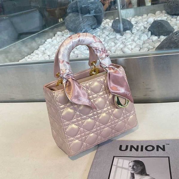luxury handbags wallet crossbody vintage leather chain women bag versatile messenger portable tote diana advanced kthx
luxury handbags wallet crossbody vintage leather chain women bag versatile messenger portable tote diana advanced kthx
