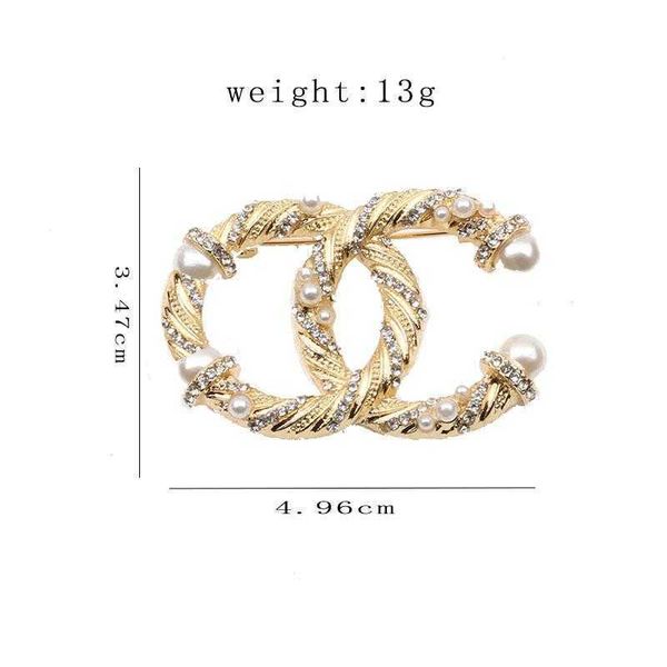 brand luxury designer double letter pins brooches women gold silver inlay crystal pearl rhinestone cape buckle brooch suit pin wedding 244l, Gray
brand luxury designer double letter pins brooches women gold silver inlay crystal pearl rhinestone cape buckle brooch suit pin wedding 244l, Gray