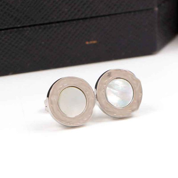 10 years factory wholesale new fashion titanium steel hypoallergenic b letter wide arc black and white shell earrings couple gift with dust, Golden;silver
10 years factory wholesale new fashion titanium steel hypoallergenic b letter wide arc black and white shell earrings couple gift with dust, Golden;silver