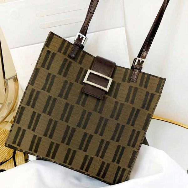 evening quality tote shopping handbag women weekend outing bag composite canvas pouch inside zipper patch pocket
evening quality tote shopping handbag women weekend outing bag composite canvas pouch inside zipper patch pocket