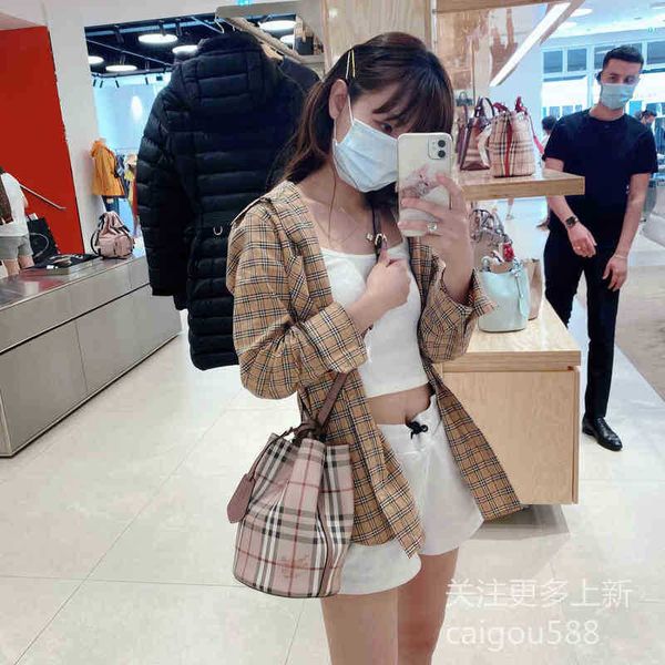 burbrerys crossbody handbags bags burbrery onthego tote luxuries designers women bag purses totes designer woman handbag shoulder wallet par
burbrerys crossbody handbags bags burbrery onthego tote luxuries designers women bag purses totes designer woman handbag shoulder wallet par