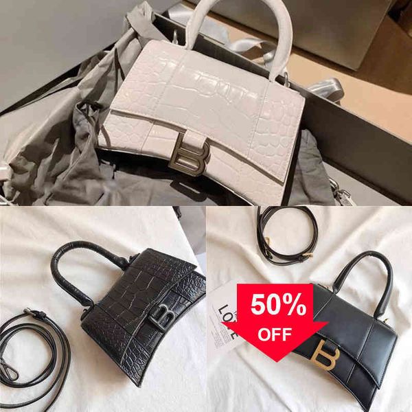 womens balencige luxuries handbags letter hourglass cowhide crocodile pattern bag portable single shoulder diagonal span xs physical belt cm
womens balencige luxuries handbags letter hourglass cowhide crocodile pattern bag portable single shoulder diagonal span xs physical belt cm