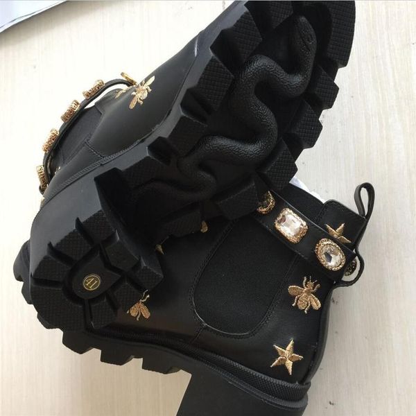 women platform ankle boot desert boot star and bee embrokdered trip leather chelse boots wiht crystal belt winter boot3468, Black
women platform ankle boot desert boot star and bee embrokdered trip leather chelse boots wiht crystal belt winter boot3468, Black