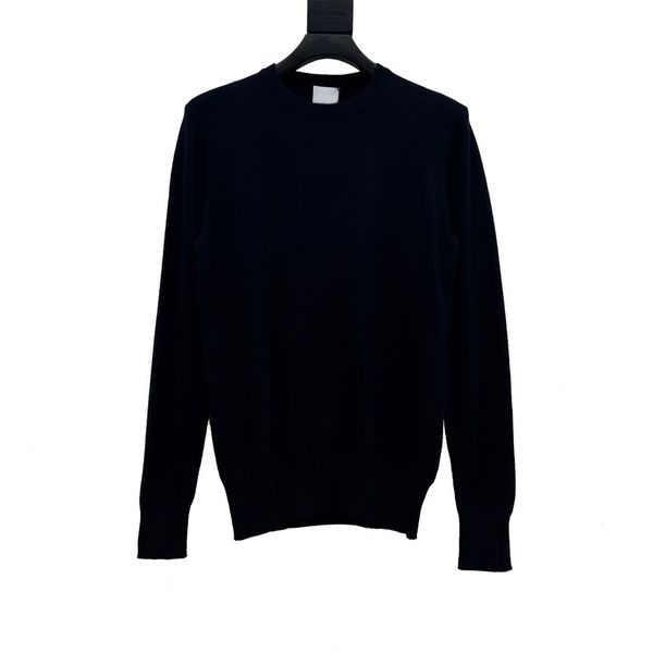classical men's knitted sweater blcak classic knit sweatshirt keep warm comfortable, White;black
classical men's knitted sweater blcak classic knit sweatshirt keep warm comfortable, White;black