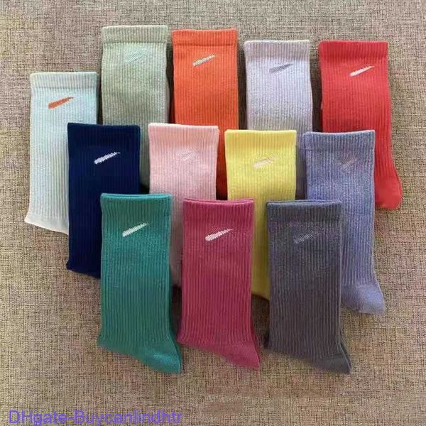 men cotton socks four seasons casual male women brand embroidery basketball football soccer running sock soft simple fashions sc76, Black
men cotton socks four seasons casual male women brand embroidery basketball football soccer running sock soft simple fashions sc76, Black