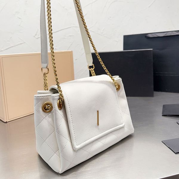 chian nolita crossbody bag women flap shoulder bags quilted handbags purse genuine leather magnetic clasp with brand letters gold hardware
chian nolita crossbody bag women flap shoulder bags quilted handbags purse genuine leather magnetic clasp with brand letters gold hardware