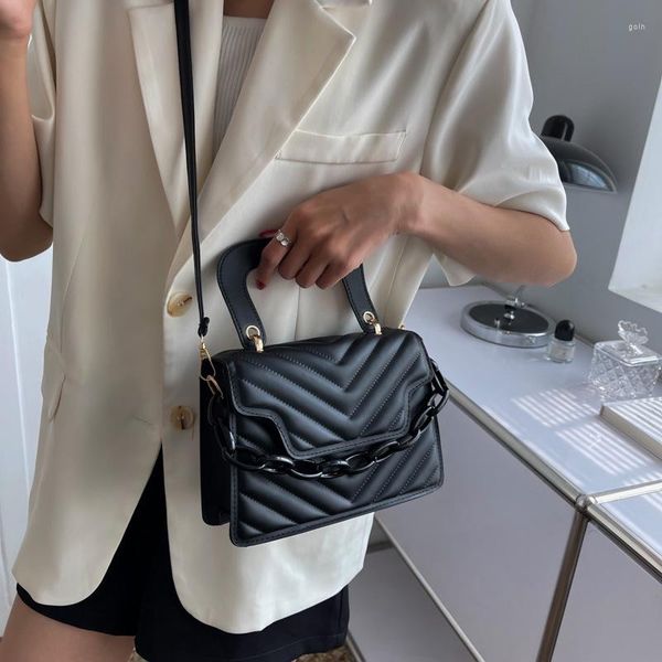 evening bags spring pouch women's retro small square bag solid color texture indentation portable shoulder messenger
evening bags spring pouch women's retro small square bag solid color texture indentation portable shoulder messenger