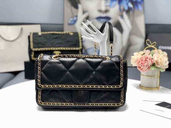 other bags cc luxury brand design 557 woman's 1113 letter plaid shoulder chain bag lambskin hand vintage messenger caviar leathe, Black;red
other bags cc luxury brand design 557 woman's 1113 letter plaid shoulder chain bag lambskin hand vintage messenger caviar leathe, Black;red