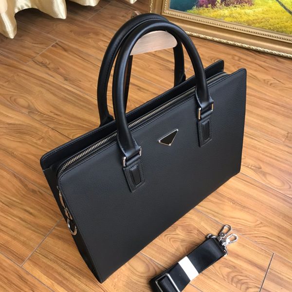 men shoulder briefcase genuine leather designer handbag business lapbag messenger bags totes 7a quality men's luggage computer handbags
men shoulder briefcase genuine leather designer handbag business lapbag messenger bags totes 7a quality men's luggage computer handbags