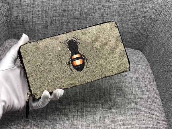 2022 luxurys designer wallets wholesale lady multicolor coin purse short wallet colourful cards holders original box women classic zipper po, Red;black
2022 luxurys designer wallets wholesale lady multicolor coin purse short wallet colourful cards holders original box women classic zipper po, Red;black