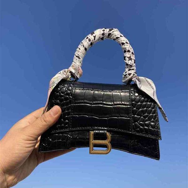 designer handbags balencaige bags hourglass summer version light luxurys crocodiless pattern leather one shoulder messenger high sense women
designer handbags balencaige bags hourglass summer version light luxurys crocodiless pattern leather one shoulder messenger high sense women