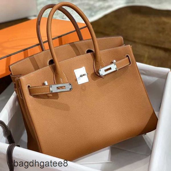 2023 women's leather togo designer wax bag pattern herrme litchi bags handbag birkins buckle thread high an02
2023 women's leather togo designer wax bag pattern herrme litchi bags handbag birkins buckle thread high an02