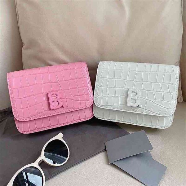 balencaige handbags designer hourglass bags pink organ versatile button tofu crocodile cowhide small square one shoulder messenger bag
balencaige handbags designer hourglass bags pink organ versatile button tofu crocodile cowhide small square one shoulder messenger bag