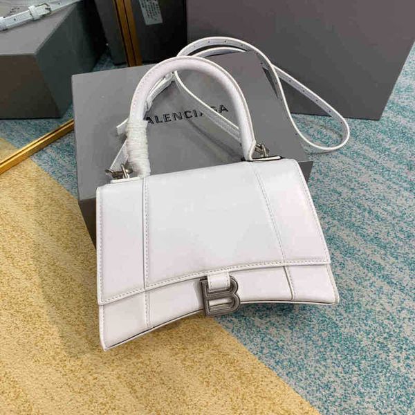 designer b balenciga handbags 2022 family hourglass high version leather women's hand crocodile pattern single shoulder messenger bagr2
designer b balenciga handbags 2022 family hourglass high version leather women's hand crocodile pattern single shoulder messenger bagr2