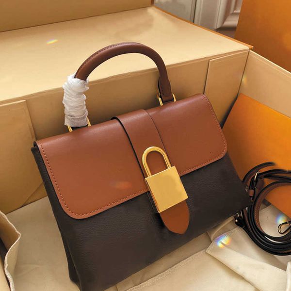 handbag designer bags cross messenger bag ladies od flower handbag bags classic shoulder hand flap letter prints back package long starp big
handbag designer bags cross messenger bag ladies od flower handbag bags classic shoulder hand flap letter prints back package long starp big