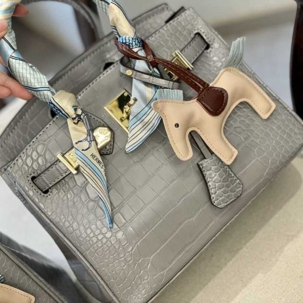 original designer fashion handbags h home berkins bag cowhide big on the first layer women 2023 new leather large capacity hand elegant croc
original designer fashion handbags h home berkins bag cowhide big on the first layer women 2023 new leather large capacity hand elegant croc