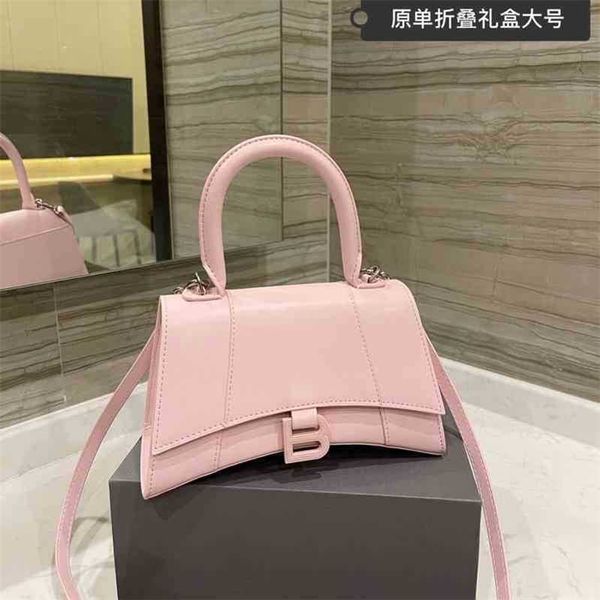 version balenciga handbags designer leather hourglass shaped bag 2022 crocodile pattern high sense french minority handbag single shoulders
version balenciga handbags designer leather hourglass shaped bag 2022 crocodile pattern high sense french minority handbag single shoulders