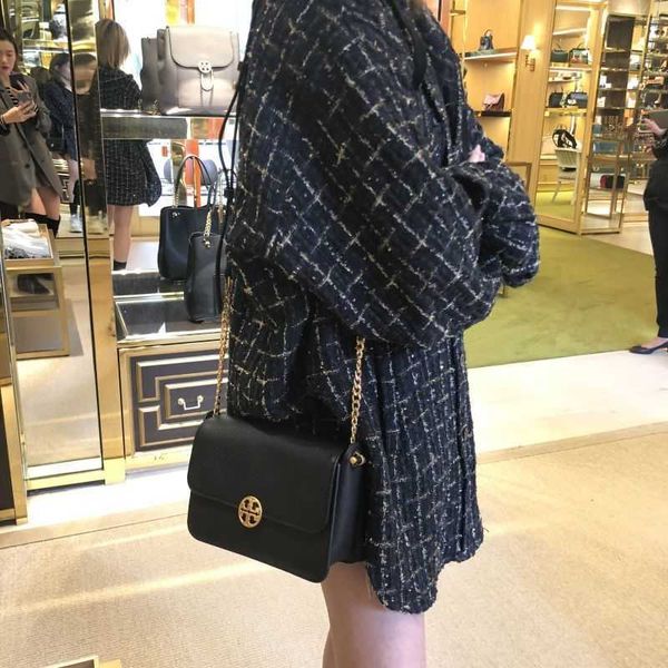 messenger bags luxury torys fashion burchs designer fashion handbags american bag tb women's cowhide litchi pattern chain one shoulder
messenger bags luxury torys fashion burchs designer fashion handbags american bag tb women's cowhide litchi pattern chain one shoulder