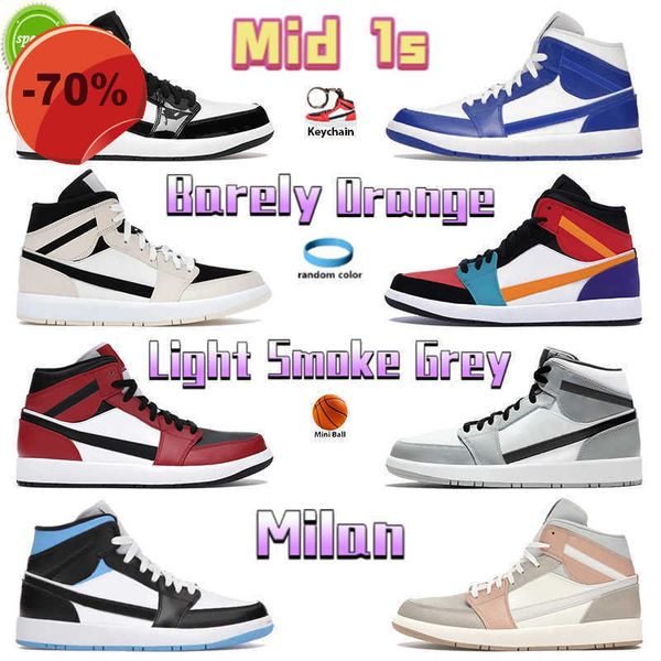 2022 mid 1 sneakers 1s men women basketball shoes barely rose light smoke grey 2.0 kentucky blue berry pink quartz linen mens sports
2022 mid 1 sneakers 1s men women basketball shoes barely rose light smoke grey 2.0 kentucky blue berry pink quartz linen mens sports
