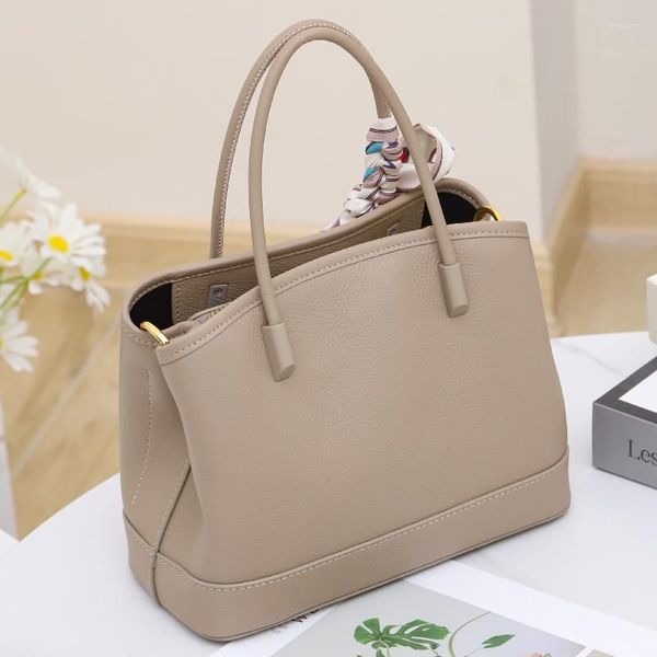 evening bags cowhide one shoulder women's bag luxury design large capacity crossbody shopping versatile fashion tote
evening bags cowhide one shoulder women's bag luxury design large capacity crossbody shopping versatile fashion tote