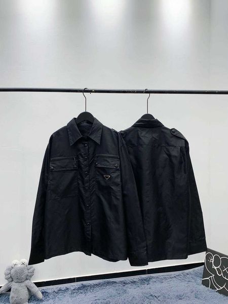 2023s women men jacket blouses classic fashion luxury jackets oversized customized nylon fabric multi-pocket badge design, Black;brown
2023s women men jacket blouses classic fashion luxury jackets oversized customized nylon fabric multi-pocket badge design, Black;brown