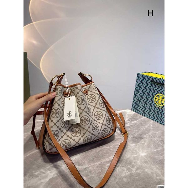 shoulderbags fashion designer bags torysburchs handbag leather tb bucket bag shoulder women b2r0
shoulderbags fashion designer bags torysburchs handbag leather tb bucket bag shoulder women b2r0