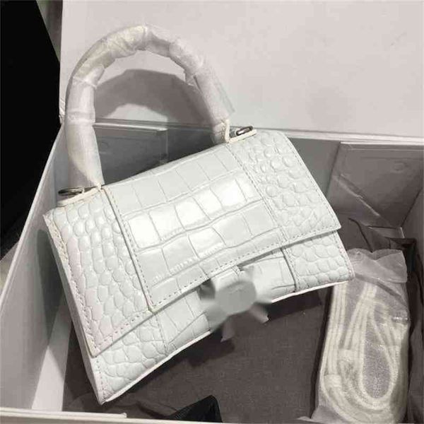 balencaige handbags designer hourglass bags luxury women's light high version underarm leather cross carrying
balencaige handbags designer hourglass bags luxury women's light high version underarm leather cross carrying
