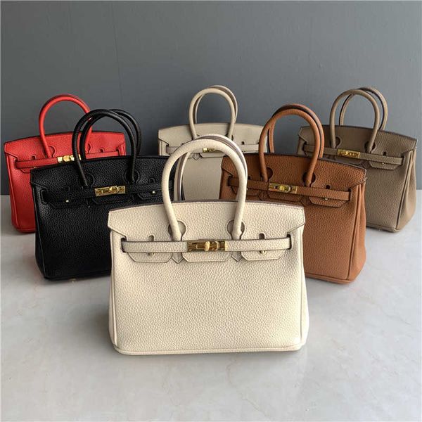 aher max designer bag herme first layer leather fashion fashionable and veratile leather houlder crobody portable women
aher max designer bag herme first layer leather fashion fashionable and veratile leather houlder crobody portable women