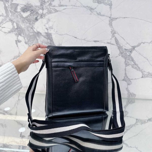 blly briefcases totes handbag briefcase designer bag men women business handbag luxurys handbag leather lapbags 220915/1026
blly briefcases totes handbag briefcase designer bag men women business handbag luxurys handbag leather lapbags 220915/1026
