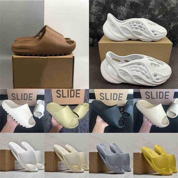 yeesys kanyes slides men fashion 2022 women core bone earth brown pure desert sand foam triple white black outdoor sandals summer zc
yeesys kanyes slides men fashion 2022 women core bone earth brown pure desert sand foam triple white black outdoor sandals summer zc
