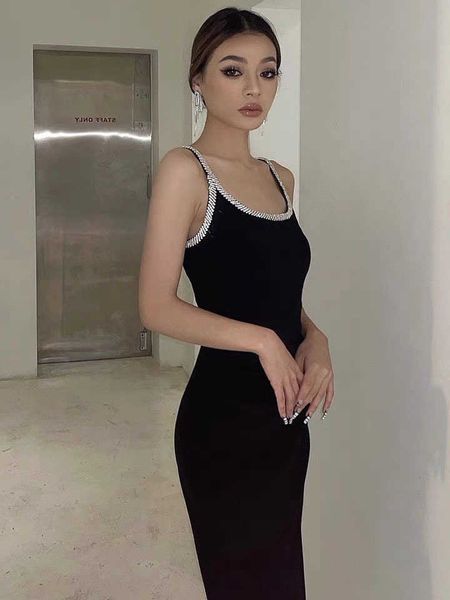 black glittering slim suspender women's backless light luxury high sense small dress skirt annual meeting, Black;gray
black glittering slim suspender women's backless light luxury high sense small dress skirt annual meeting, Black;gray