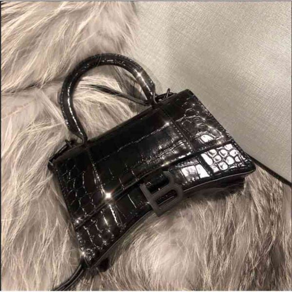 balencaige handbags designer hourglass bags female high capacity sense of style crocodile leather diagonal
balencaige handbags designer hourglass bags female high capacity sense of style crocodile leather diagonal