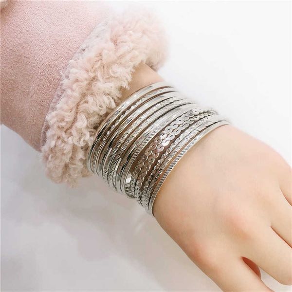 12pcs punk curb cuban chain bracelets set for women miami boho thick gold color charm bracelets bangles fashion jewelry link1, Golden;silver
12pcs punk curb cuban chain bracelets set for women miami boho thick gold color charm bracelets bangles fashion jewelry link1, Golden;silver